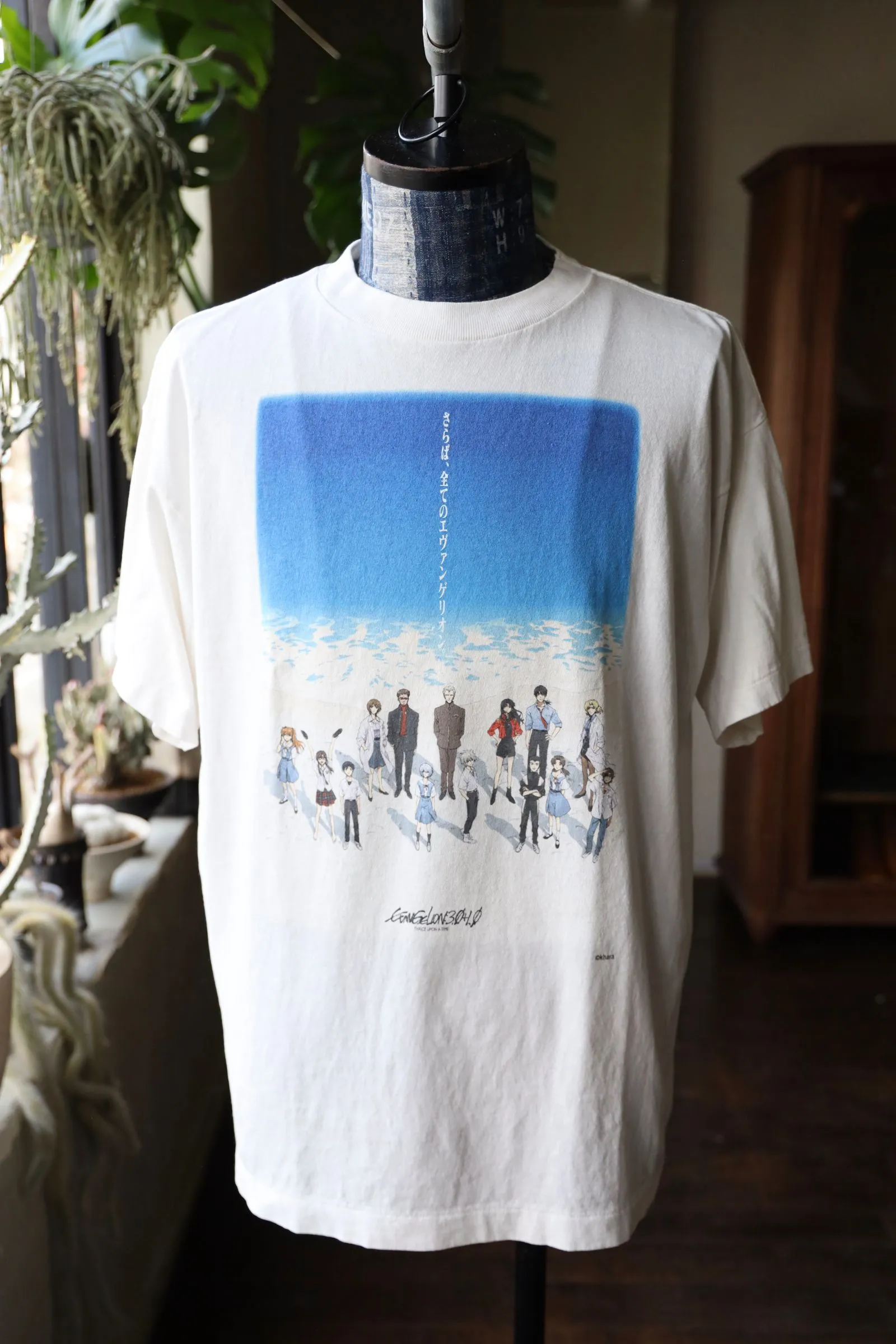 SAINT Mxxxxxx × EVENGELION × GEEKS RULE EV_SS TEE/BLUE/WHT Three-party co-branded Neon Genesis Evangelion co-branded TEE off-white S-XL Made of original OE yarn tube weaving without side seams to distinguish the width of the fabric Original consistent co-branded label/co-branded wash mark/little angel anti-counterfeiting label Top-notch printing technology Repeated pattern making, closely following the original details